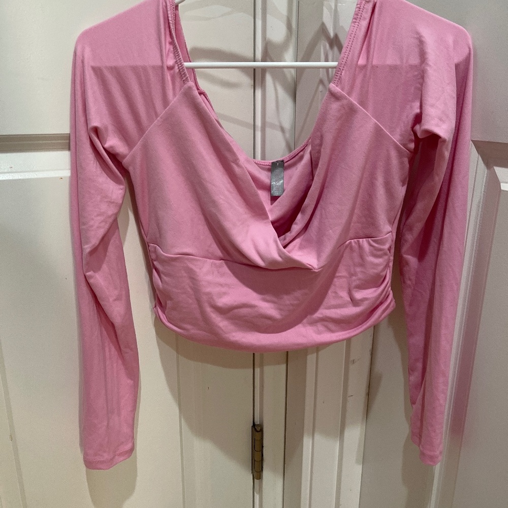 Barbie pink long sleeve crop